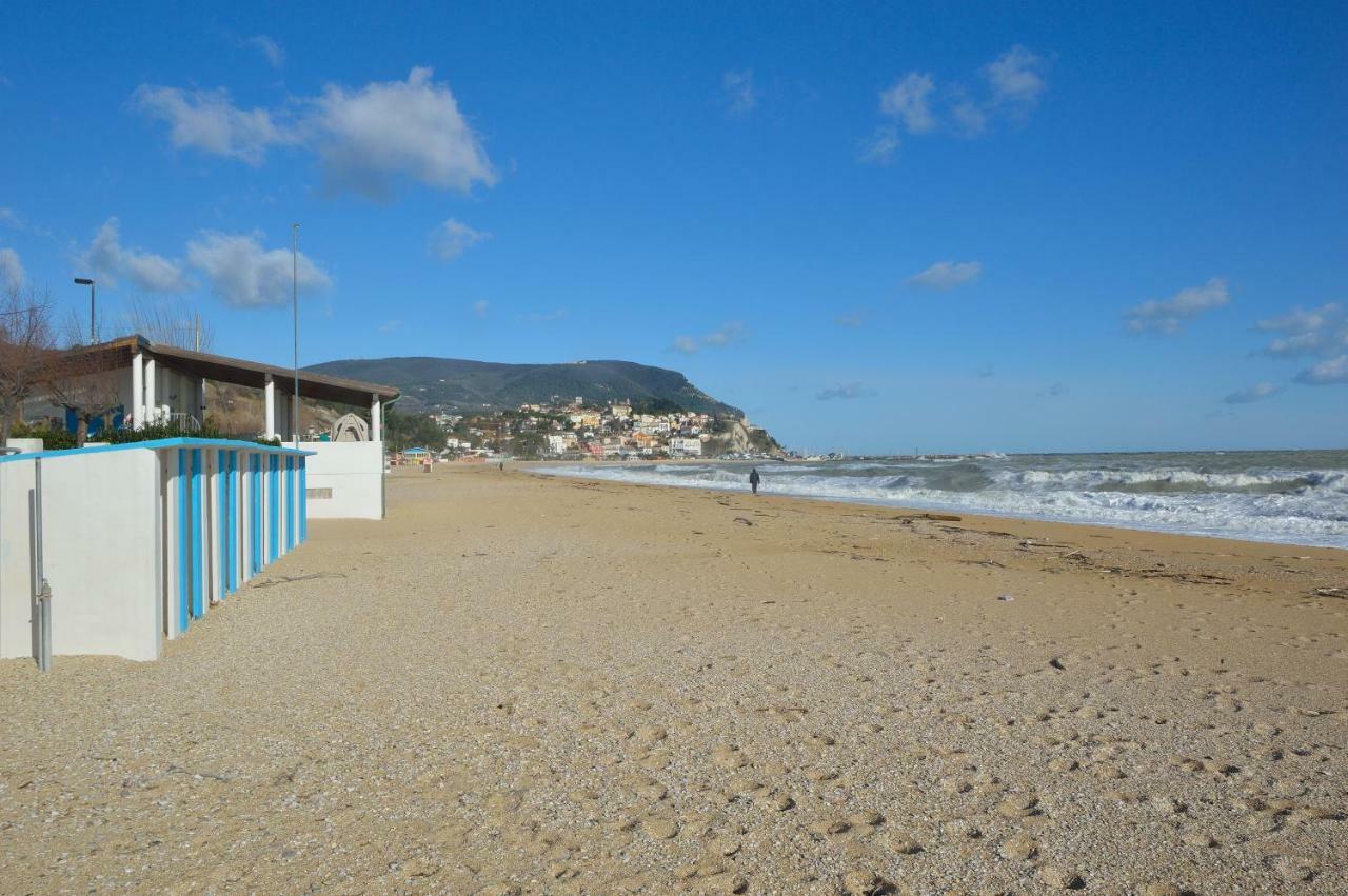 Ferienwohnung Casa Linda, A Due Passi Dal Mare Numana Exterior foto